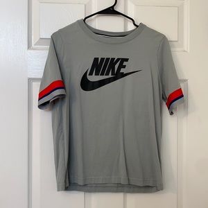 nike tshirt